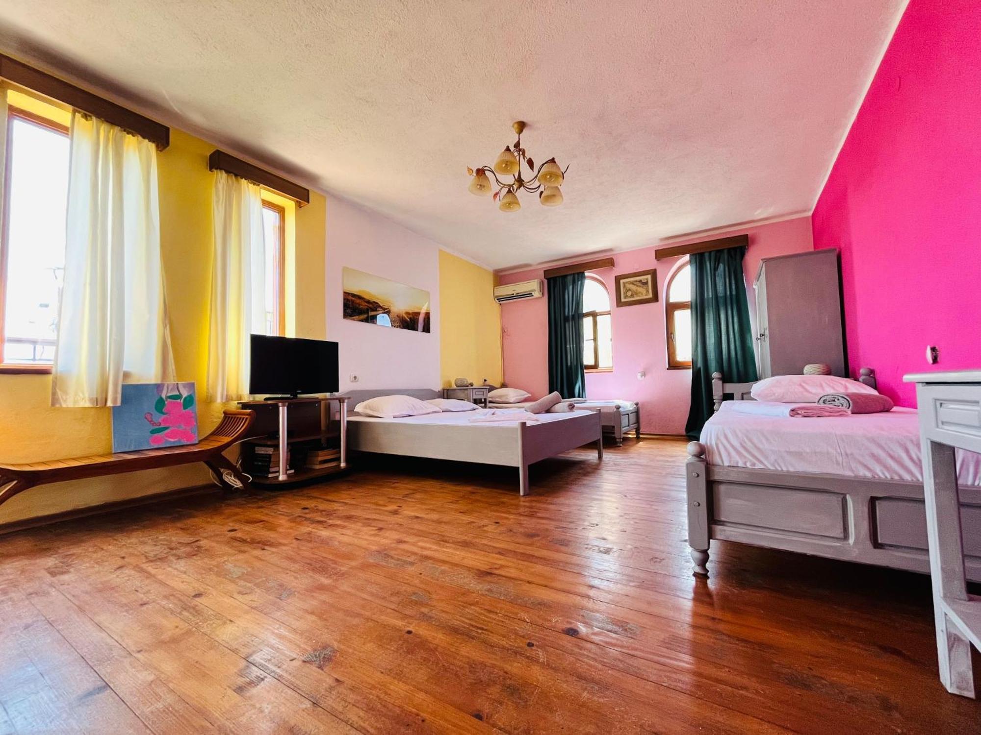 Brunette Beauties Guesthouse & Studio Sinemorets Esterno foto